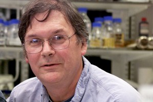 British winners of the 2001 Nobel Prize for Physiology and Medicine Dr Tim Hunt (R) and Sir Paul Nur..